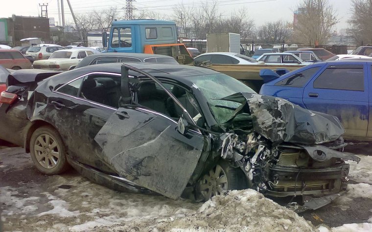 Машина кузов битый