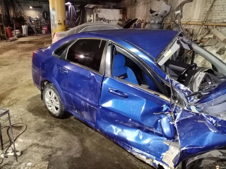 Автомобиль в разборе