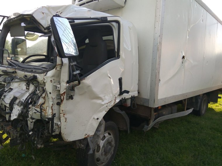 Битый грузовик