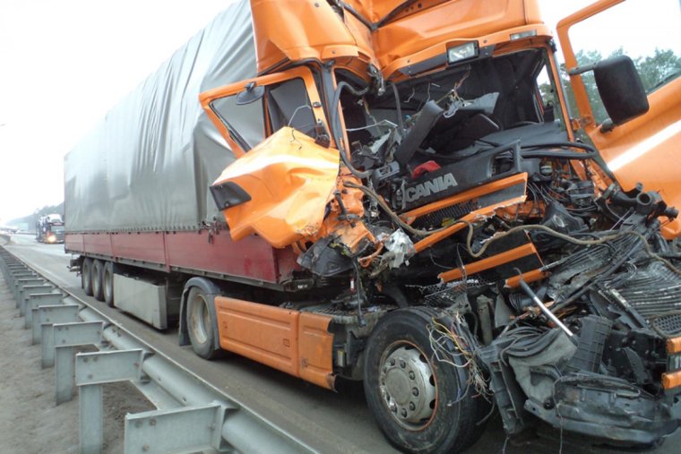 Битый самосвал