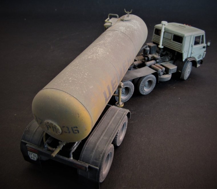 Цементовоз Scania