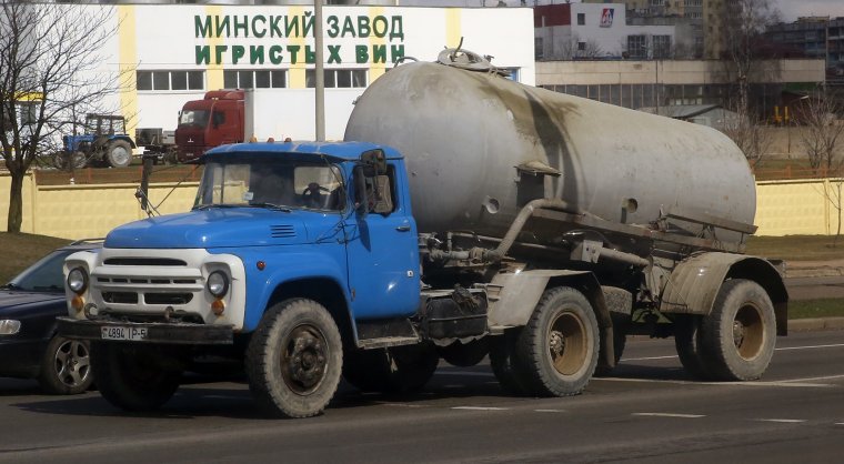 1:43 КАМАЗ-54112 С полуприцепом-муковозом