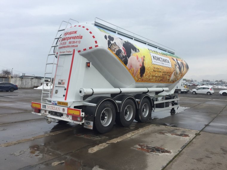 Цементовоз полуприцеп б/у