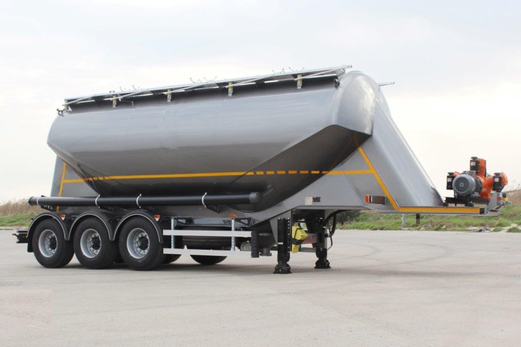 Цементовоз 45 м, грузоподъёмности 55т (метан ГАЗ)