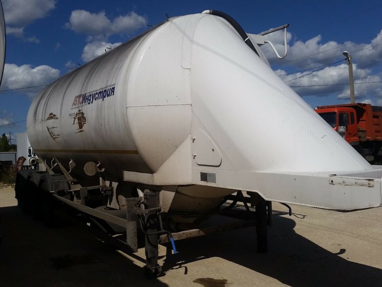 КАМАЗ четырехосный заправщик