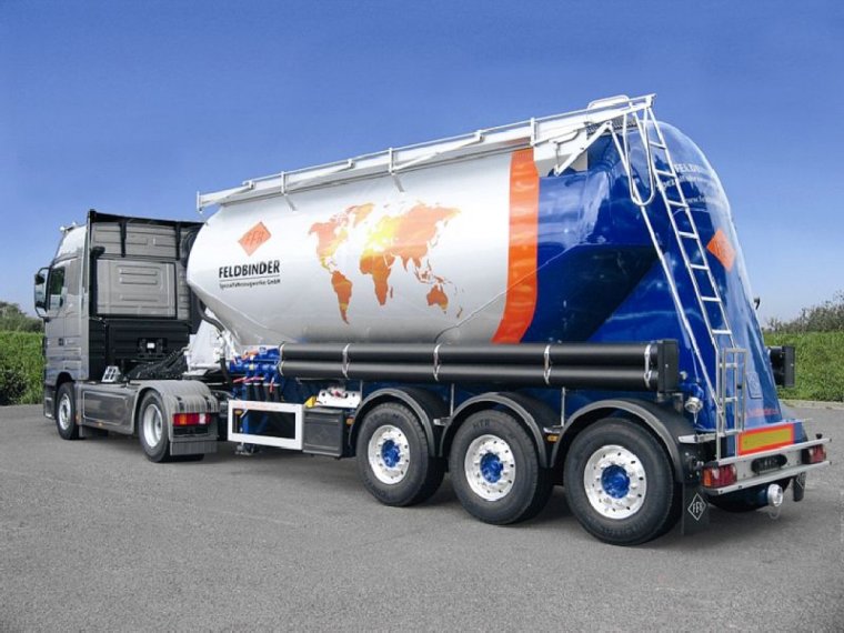 Полуприцепа-кормовоза GUTEWOLF