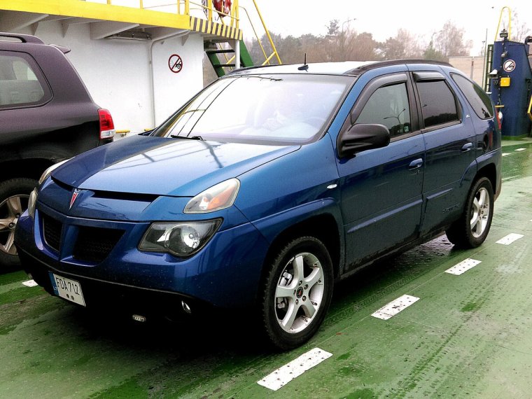 Pontiac Aztek 2000