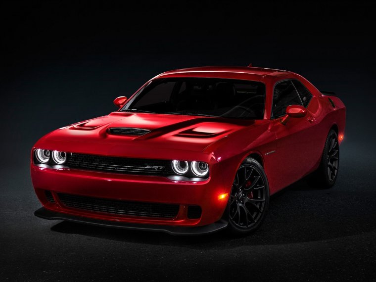 Dodge Челленджер 2016