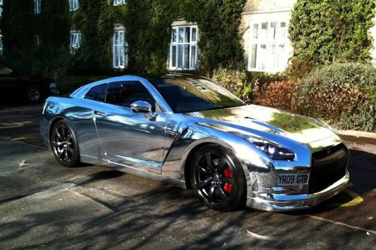 Ниссан ГТР хромированный