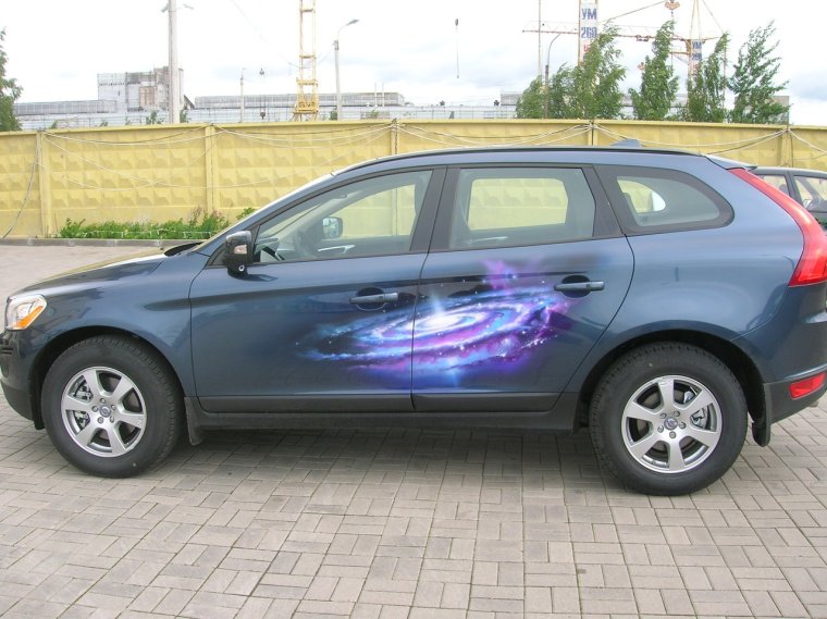 Аэрография на машине