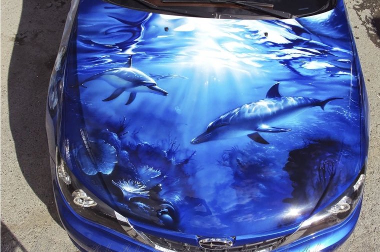 Аэрография на капот автомобиля