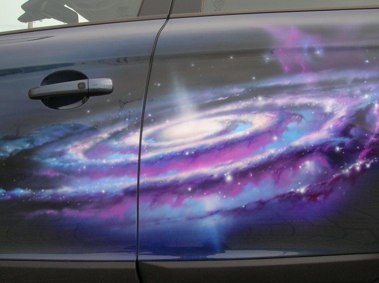 Аэрография космос на авто