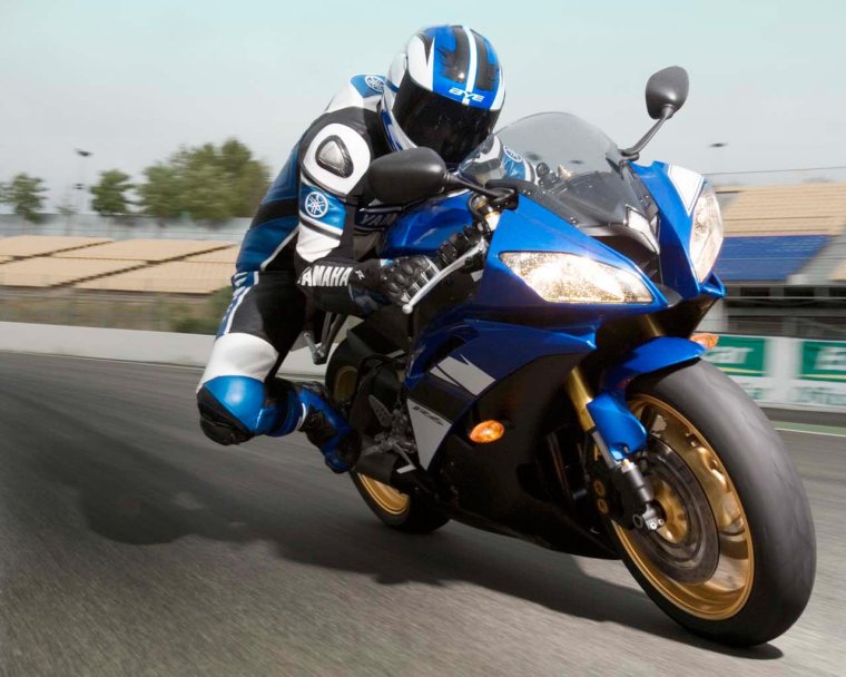 Yamaha r6 2002 обои