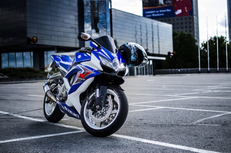 Suzuki GSX-R 750