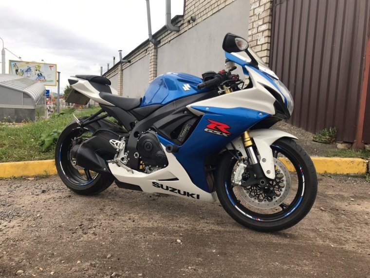 Suzuki 600 кубов спортбайк