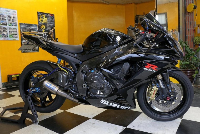 Suzuki GSX-R 750 черный