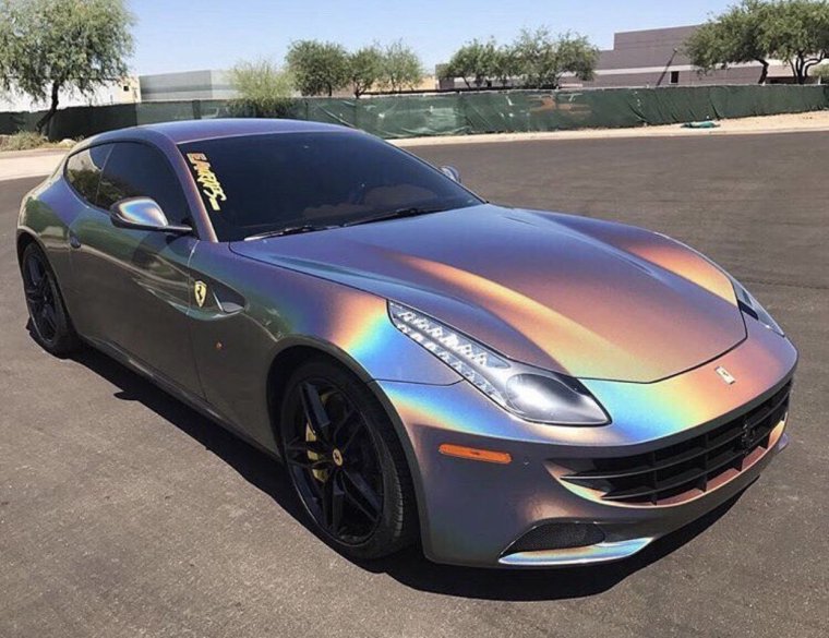 Красивые цвета машин