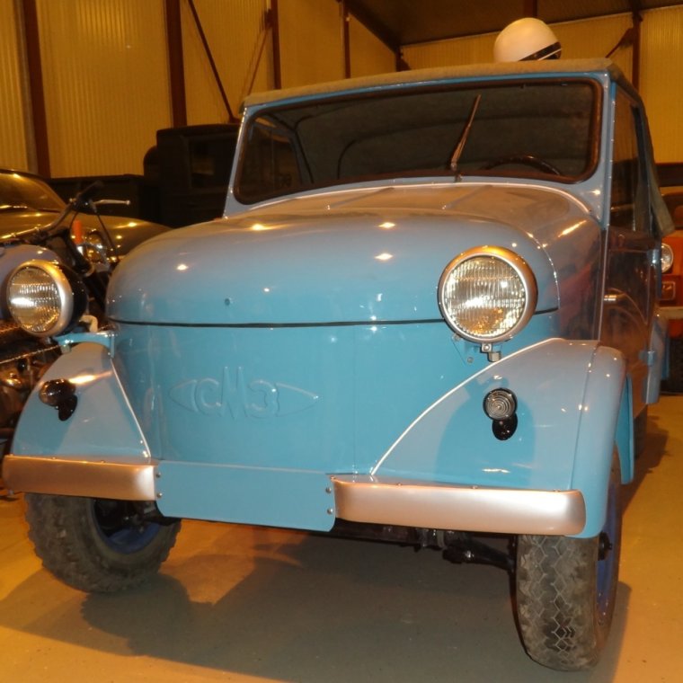 Автомобиль СМЗ С-3а