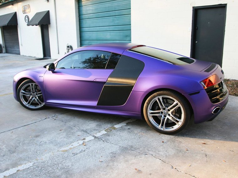 Audi r8 Purple
