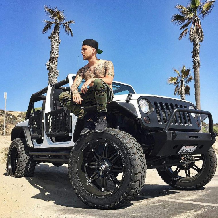 Егор Крид машина