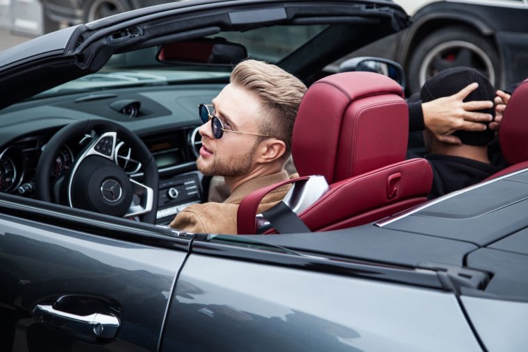 Мот Блэк Стар