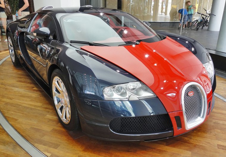 Бугатти Вейрон Сергей Васильев