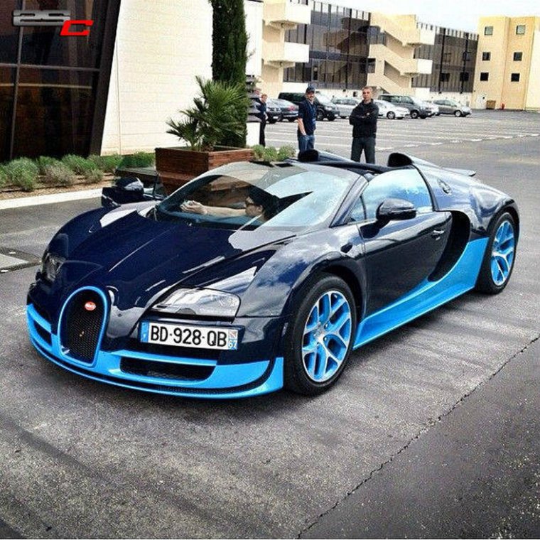 Бугатти Вейрон в Санкт-Петербурге