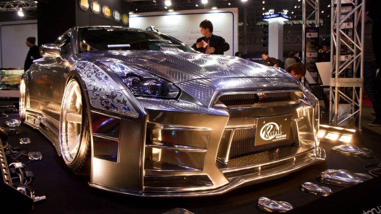 Самая тюниная машина в мире