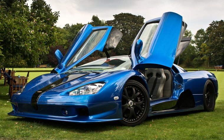Машина SSC Ultimate Aero
