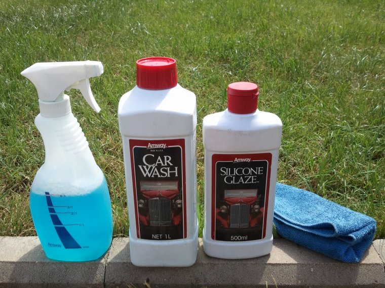 Шампунь и полироль для авто Амвей