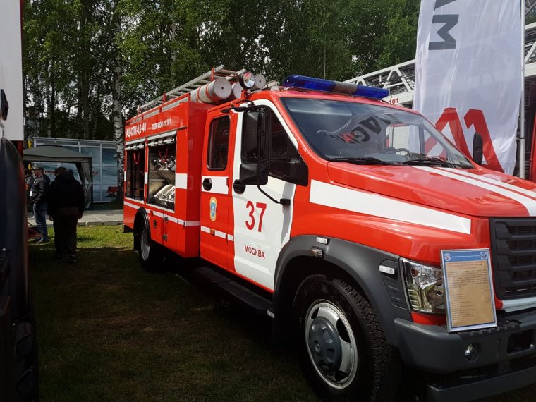 АЦ газон Некст