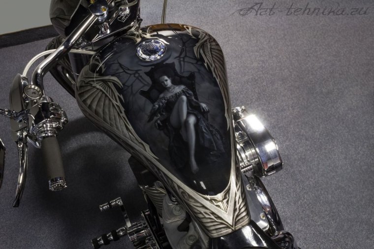 Аэрография на Баках мотоциклов Harley