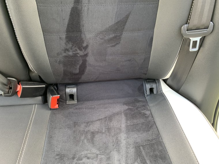 Система изофикс в Киа Венга