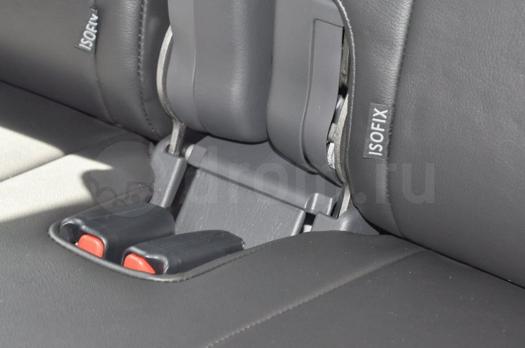 Изофикс на Исузу вехи кросс