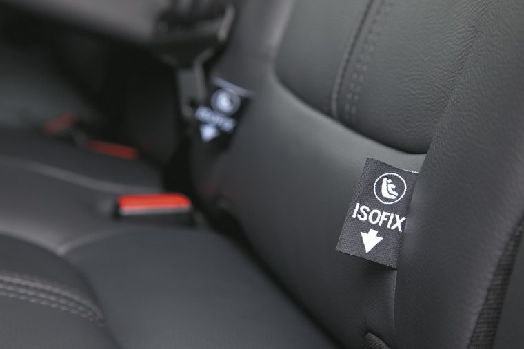 Isofix крепление для Nissan Juke