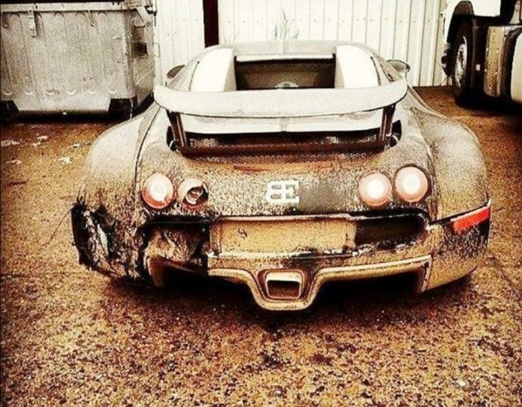 Заброшенные дорогие машины