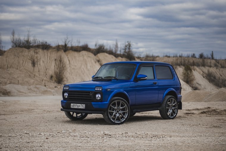 Нива Урбан цвет Персей