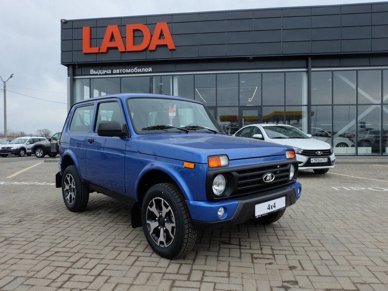 Новая Нива синяя 2020