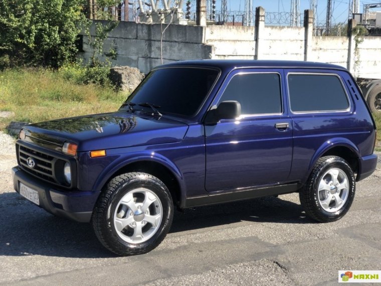 Lada 4x4 Urban синяя