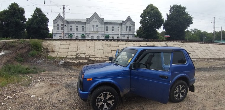 Нива 2121 цвет Терра