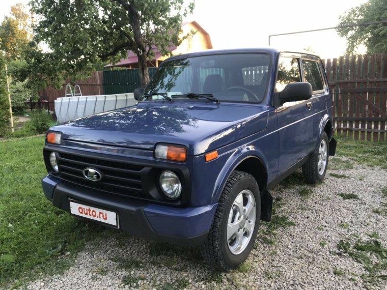 Нива Урбан синяя