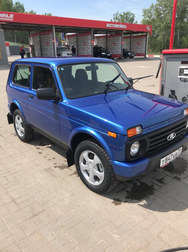 Нива Урбан 2020 голубая Планета