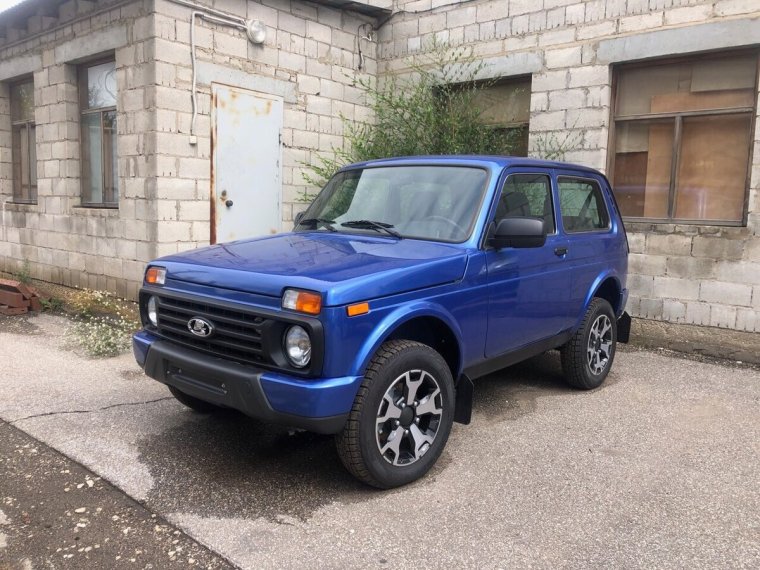 Нива Урбан 2020 синяя