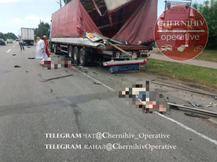 Придавило кузовом КАМАЗА