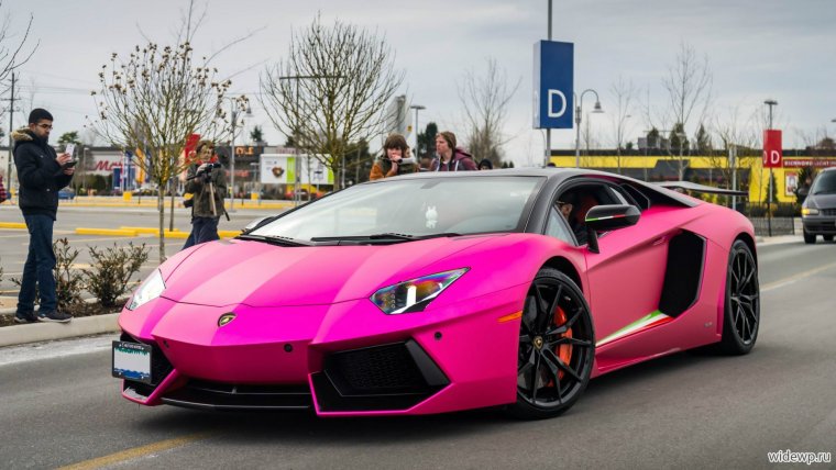 Ламборгини Пинк