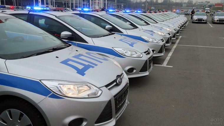 Патрульный автомобиль ДПС