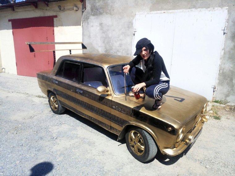 Чурки на жигулях