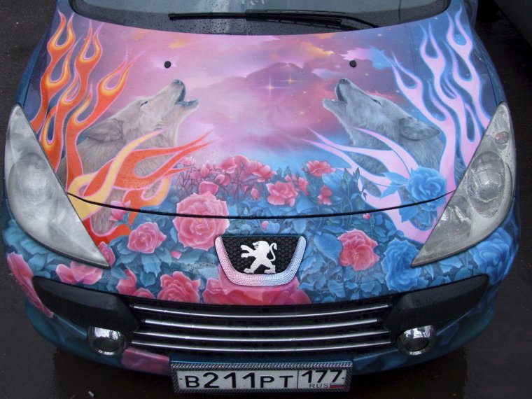 Винил на авто в японском стиле