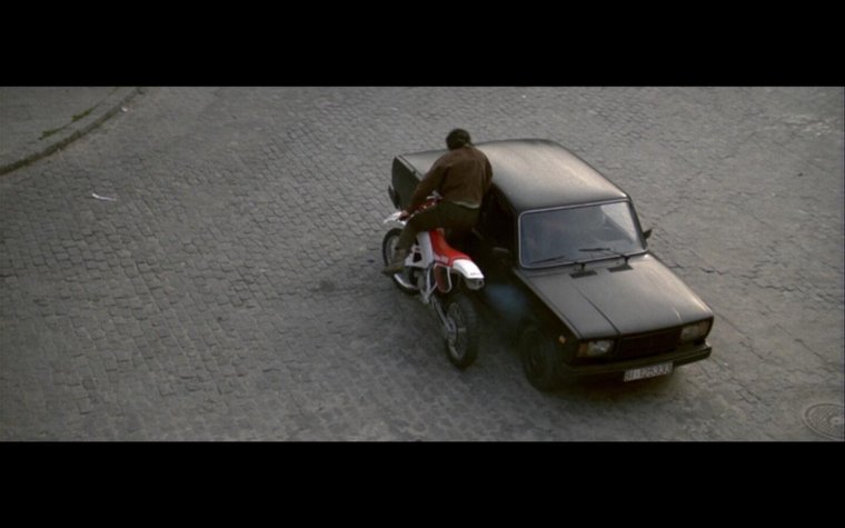 Машина Джеки Чана в фильме доспехи Бога 2