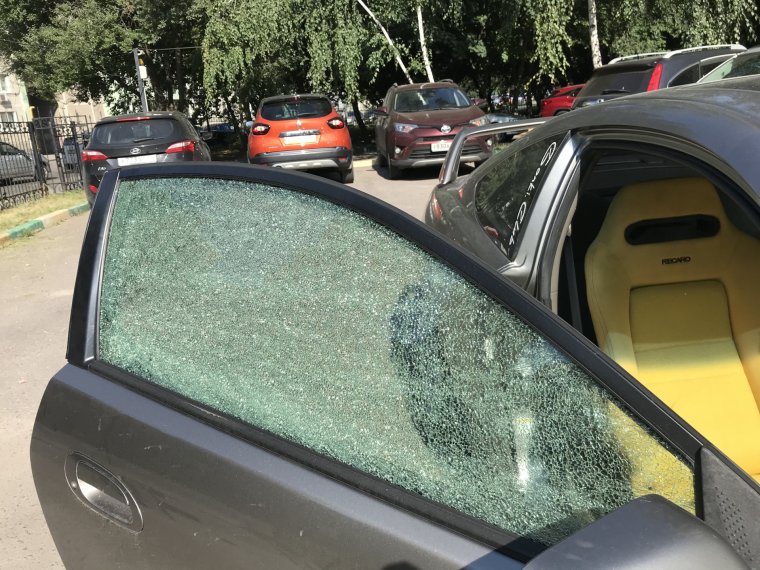 Hyundai Solaris цвет брызги шампанского